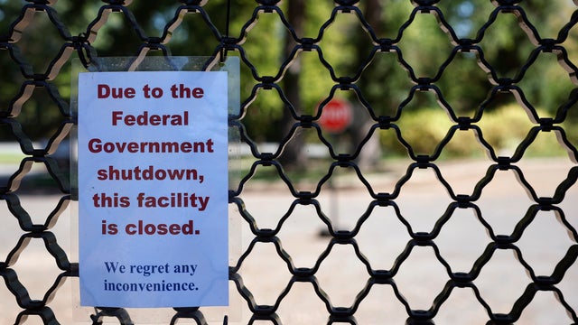 gov-shut-down.png 